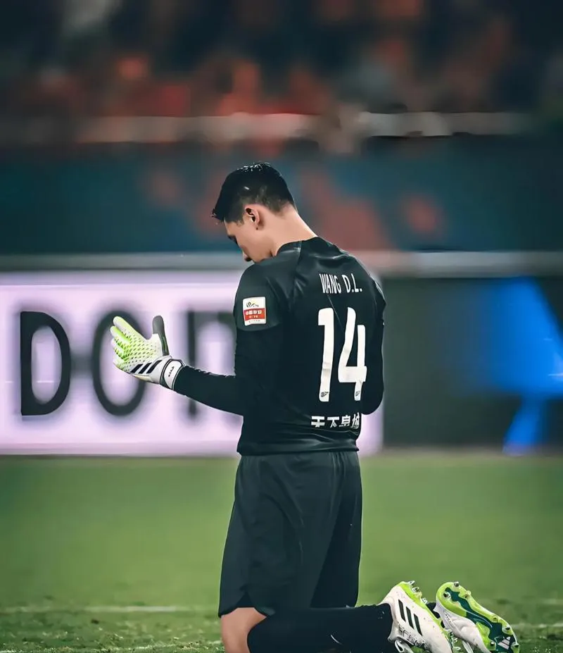 开云体育官网-清晨全明星赛焦点战，上海申花再遭质疑，态度坚定，团队化学反应显著的简单介绍